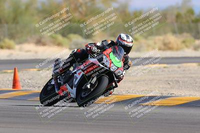 media/Nov-05-2022-SoCal Trackdays (Sat) [[f8d9b725ab]]/Turn 2 (1120am)/